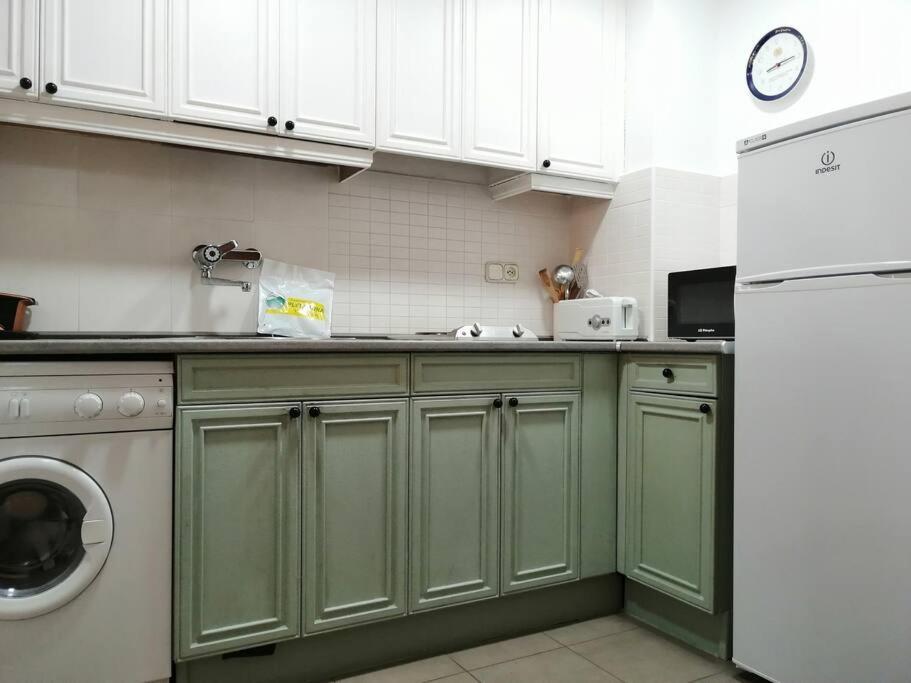 Apartment Planta Baja Con Jardin Isard 3