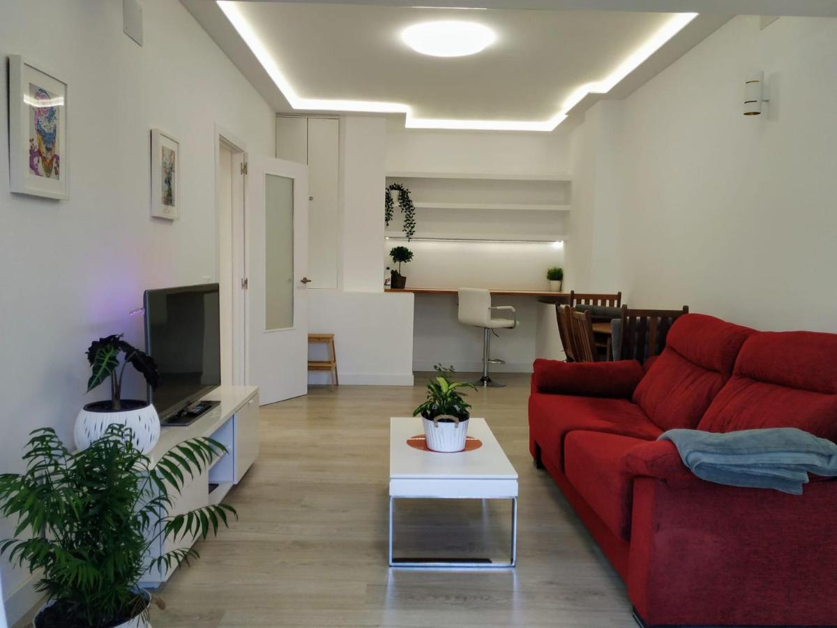 Сasa de vacaciones Casa Con Jardin, 1 Habitacion, Barbacoa