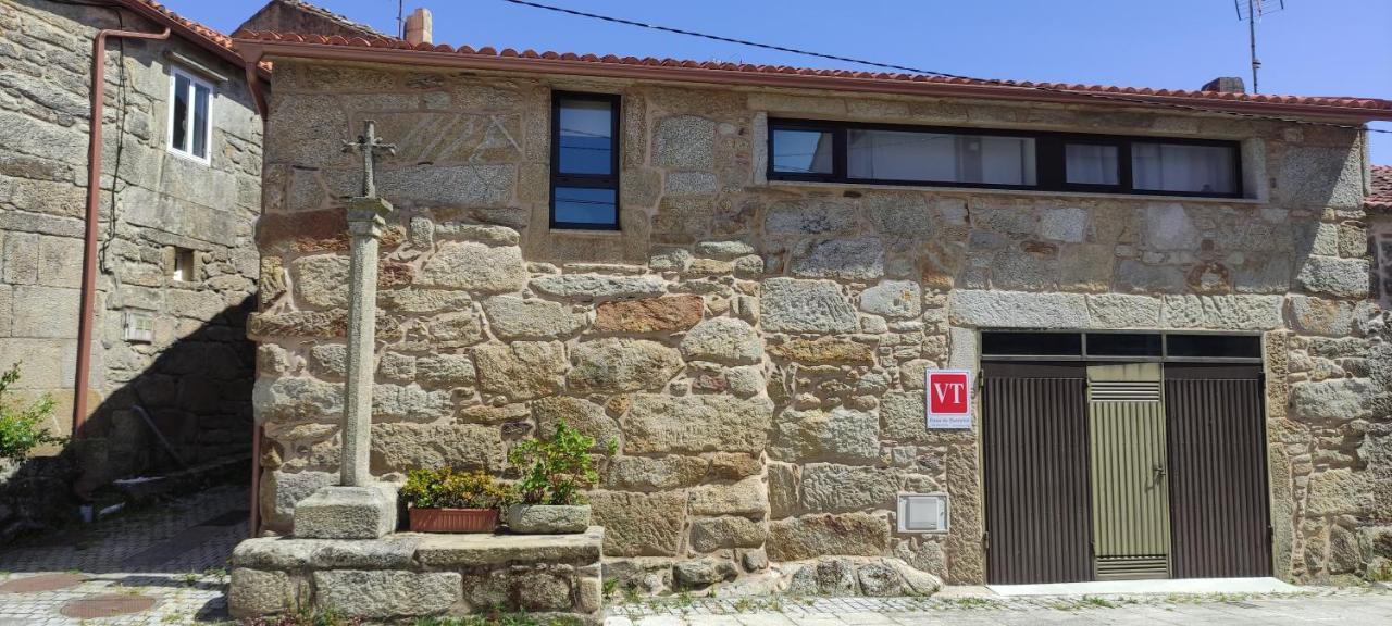 Casa De Canteiro Louro - *