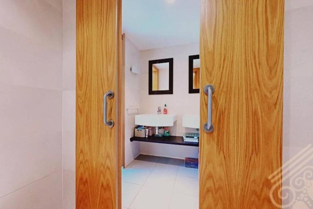 Precioso En Macenas Apartamento *