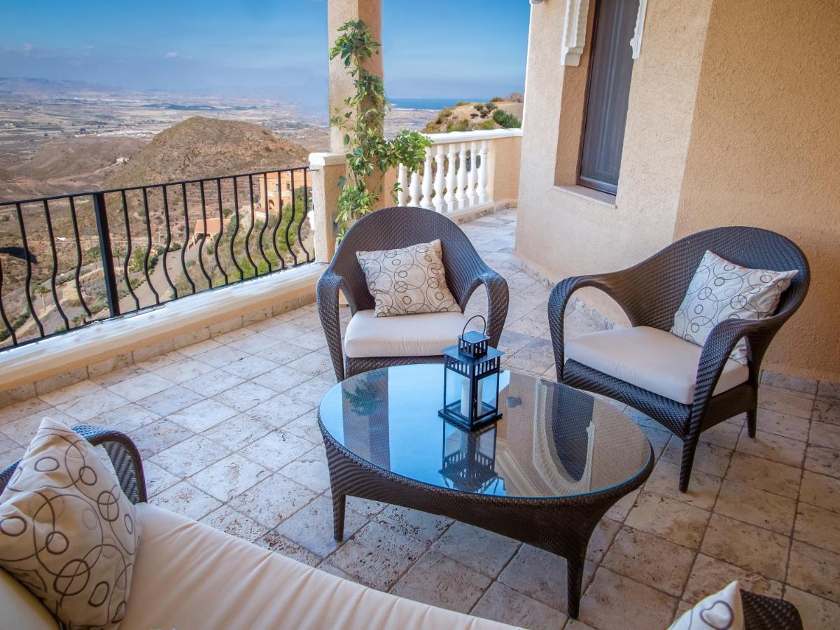 Casa Del Mar Villa