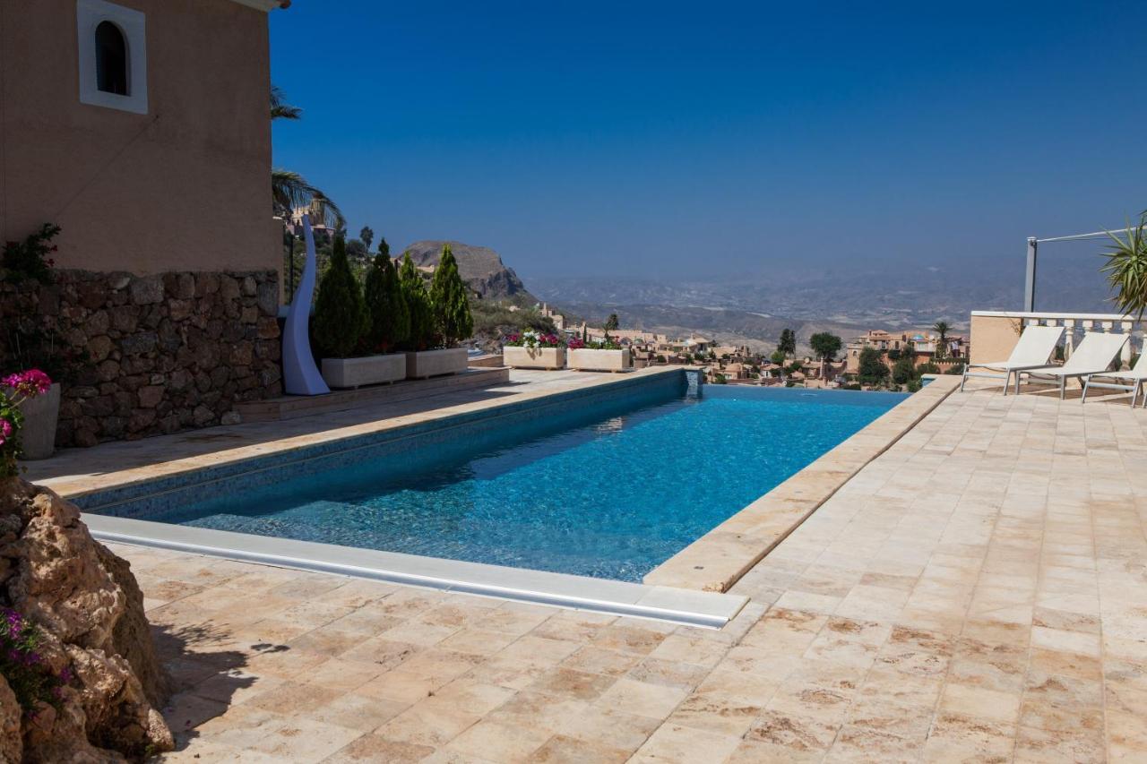 Casa Del Mar Villa