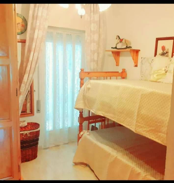 En Urbanizacion Con Piscina Y Jardin En 5 Minutos De La Playa Apartamento Torrevieja