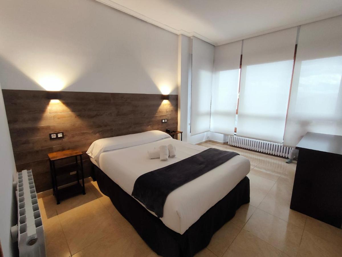 Hotel Artxanda Bilbao, Parking Gratuito En El Exterior Junto Al Hotel (Adults Only)