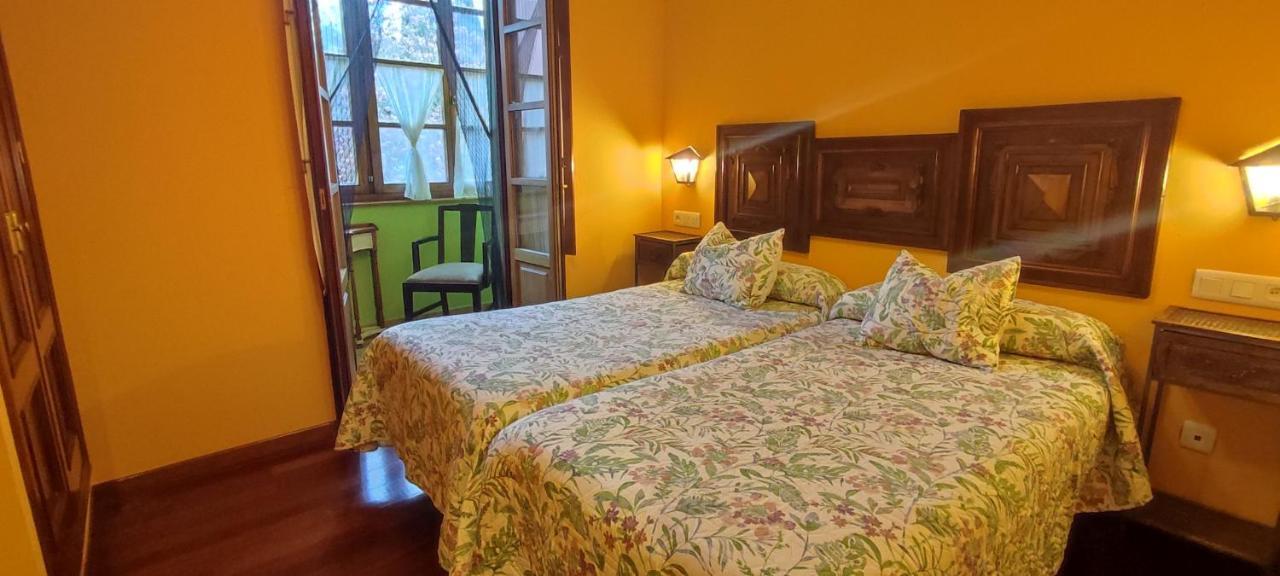 Casa Vieja Del Sastre Soto de Luina