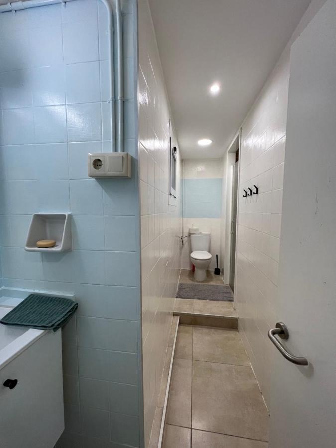 Alojamiento Con Encanto En Planta Superior Ideal Para Trabajo Y Escapadas Familiares En Montserrat