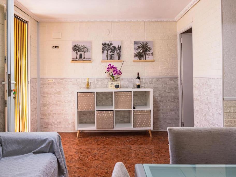 Сasa de vacaciones Casa Con Piscina A 5 Min De La Playa Burriana
