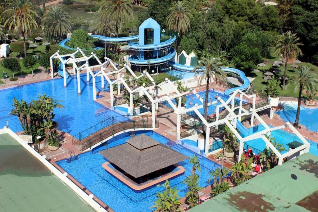 Beautiful Ground Floor Benalbeach Apartamento