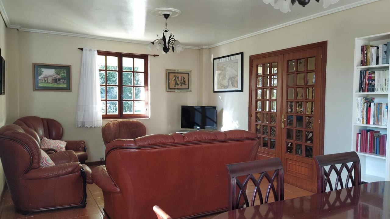 Casa Con Jardin En La Playa De Almieiras Holiday home