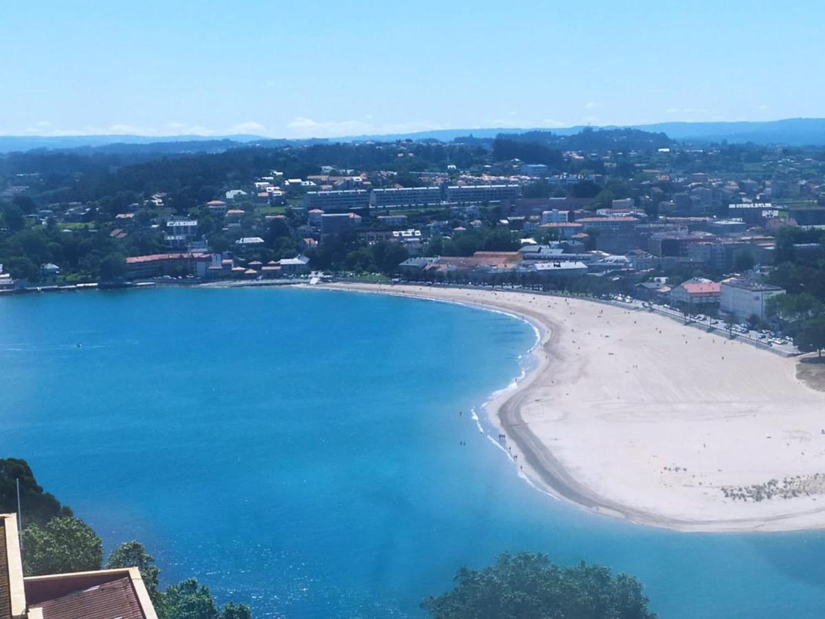 Casa Con Jardin En La Playa De Almieiras Fene