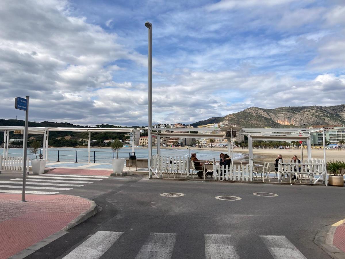 Lujoso Apto A 30 Metros De La Playa