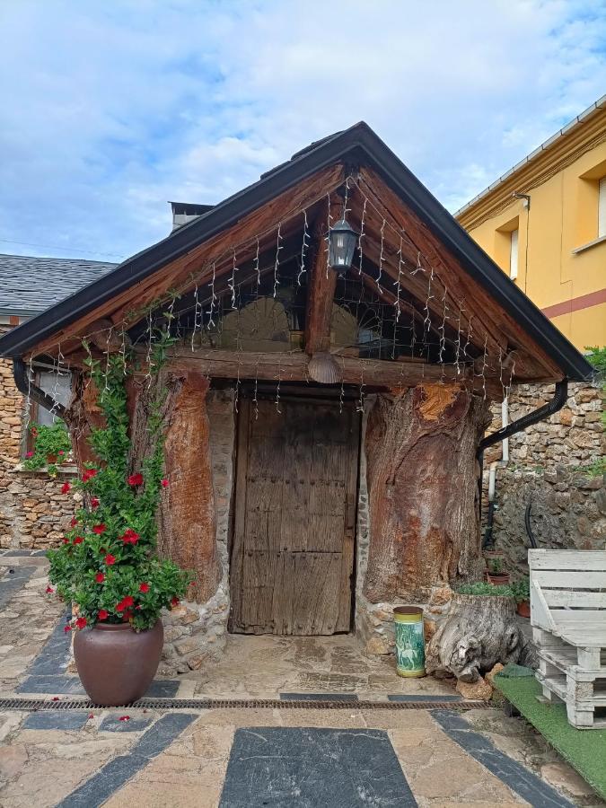 Cornatel Médulas Hotel Borrenes