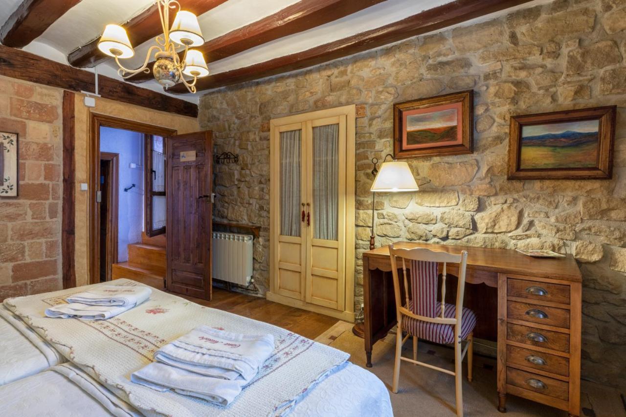 La Posadica Casa Aldabe Holiday home San Martin de Unx