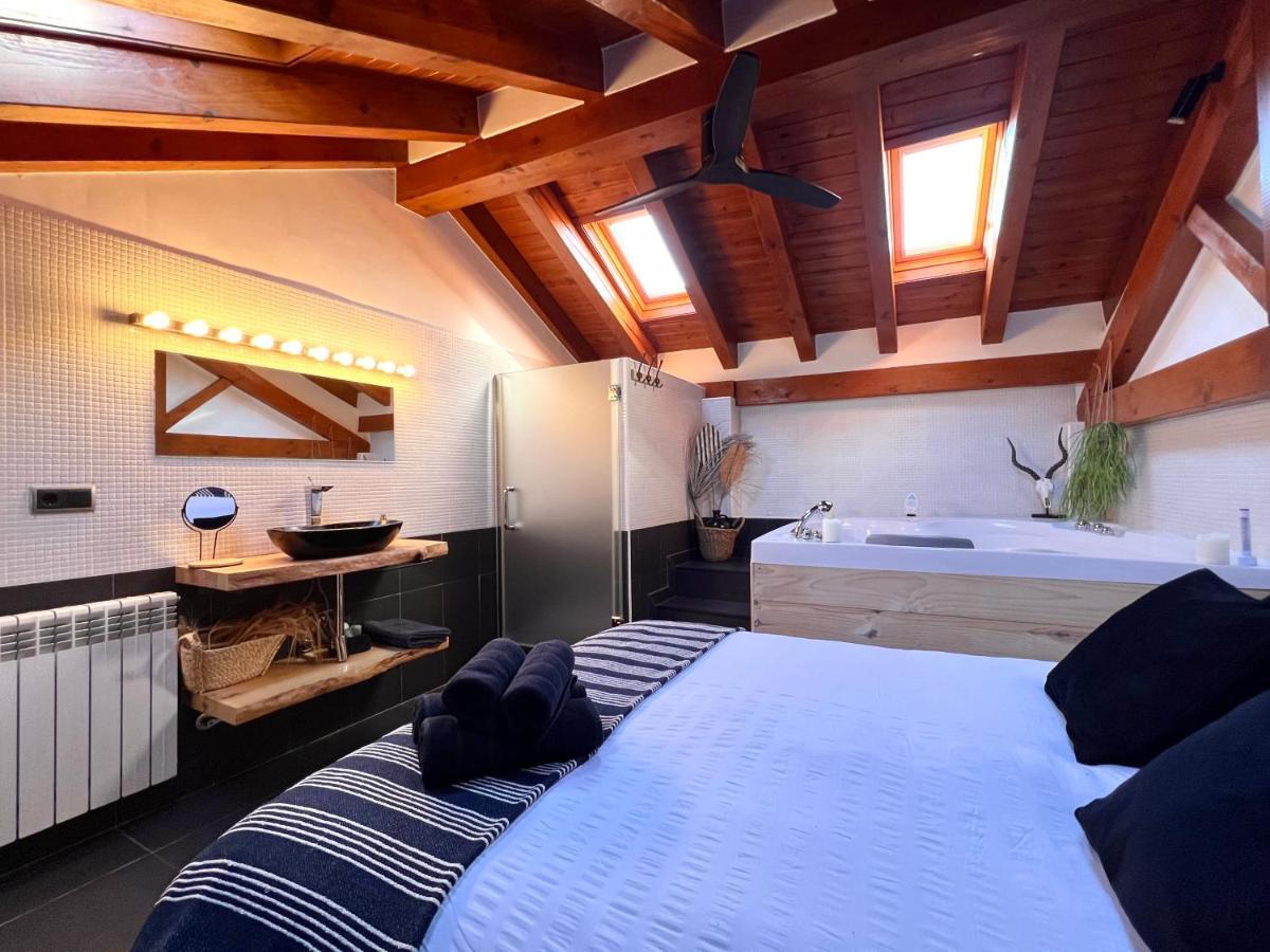 Apartment Lo Attic De