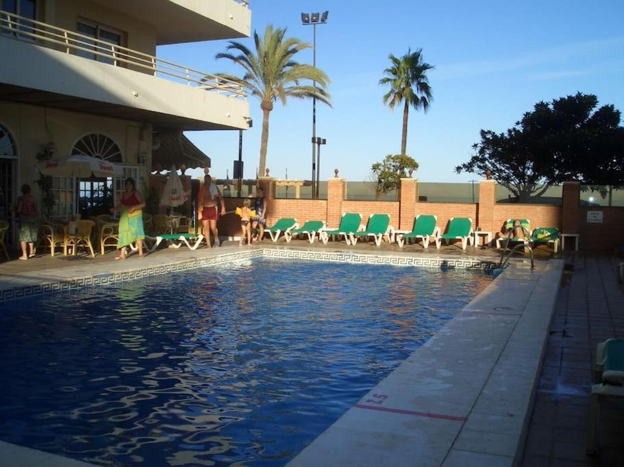 Seafront With Open-air Heated Pool Apartamento *