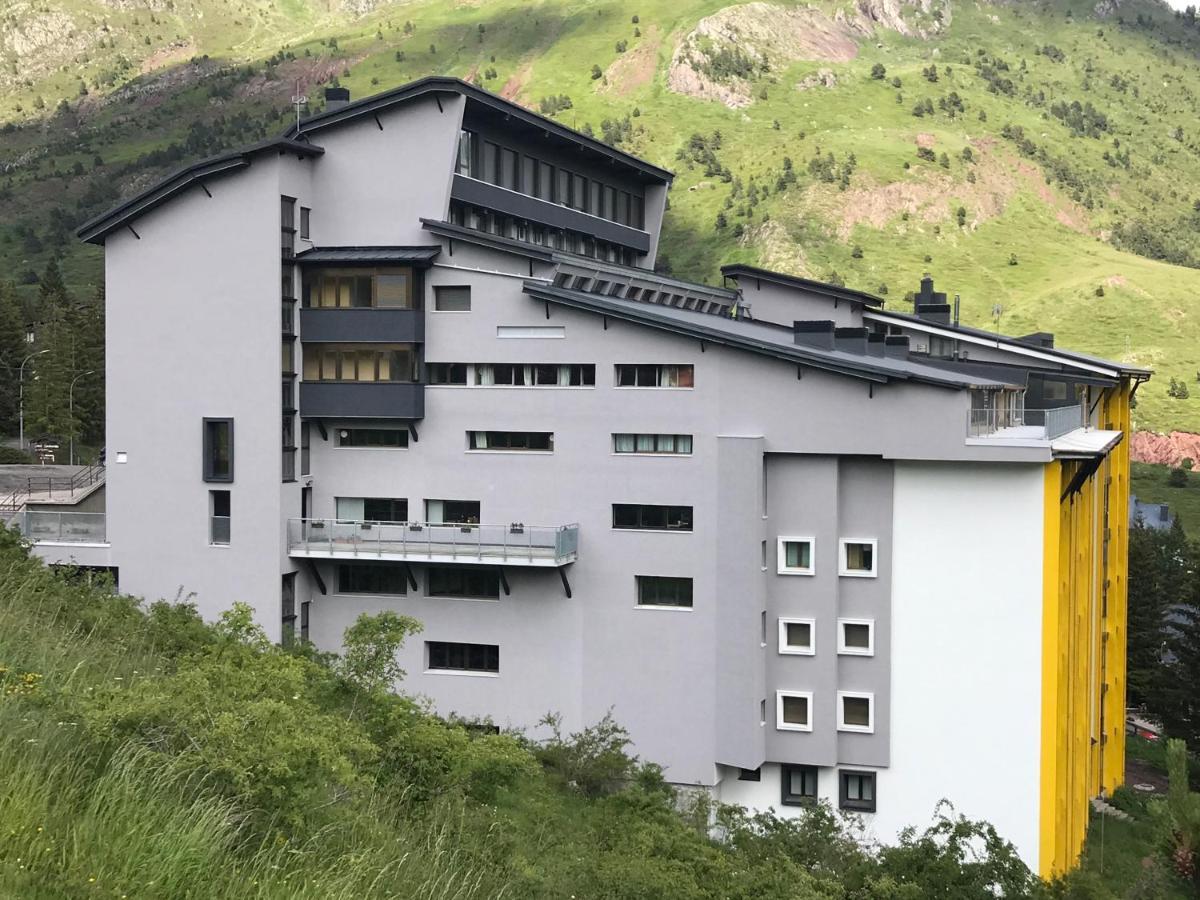 Tobazo Pie De Pista Apartment