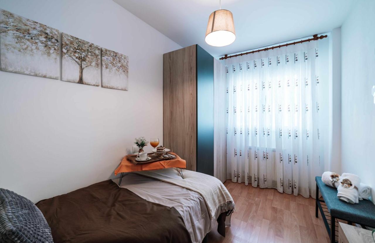 La Tarasca Turistico Apartment *