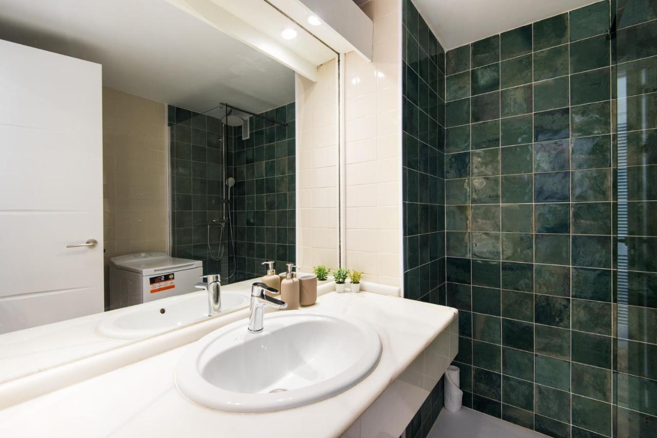 Aloha Puerto Private 1st Line Carihuela Apartamento Torremolinos