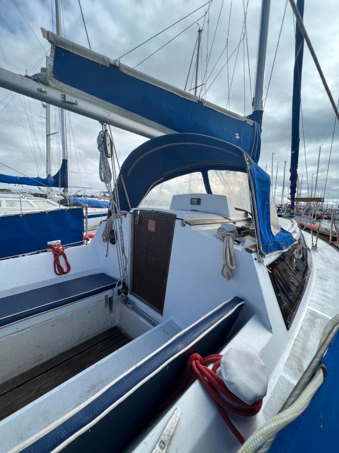 Velero En El Corazon De El Puerto *