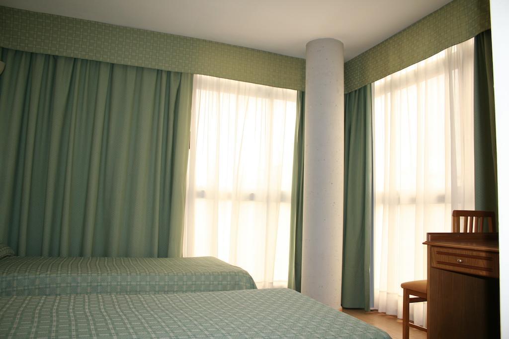 Austria 76 2*