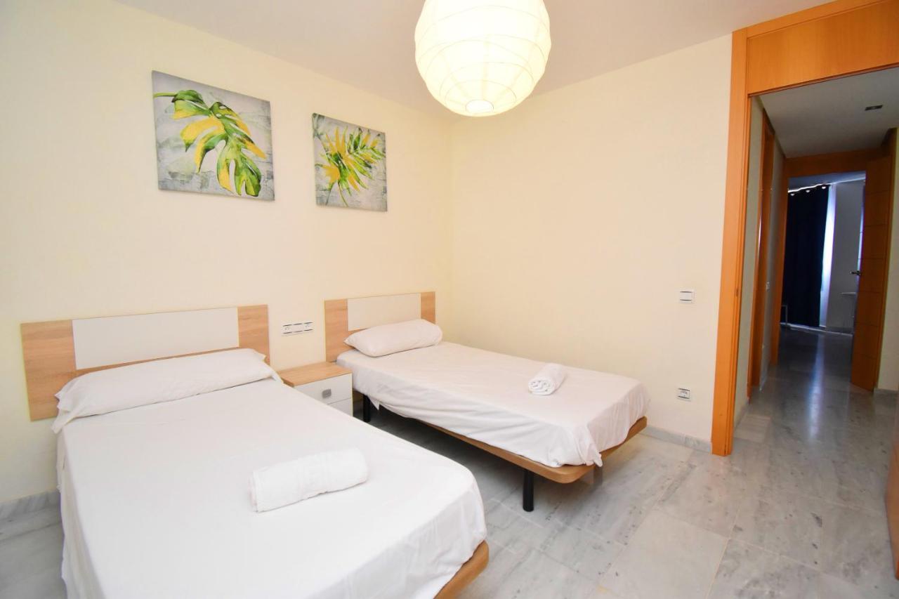 Expoholidays - Puerto * Almerimar