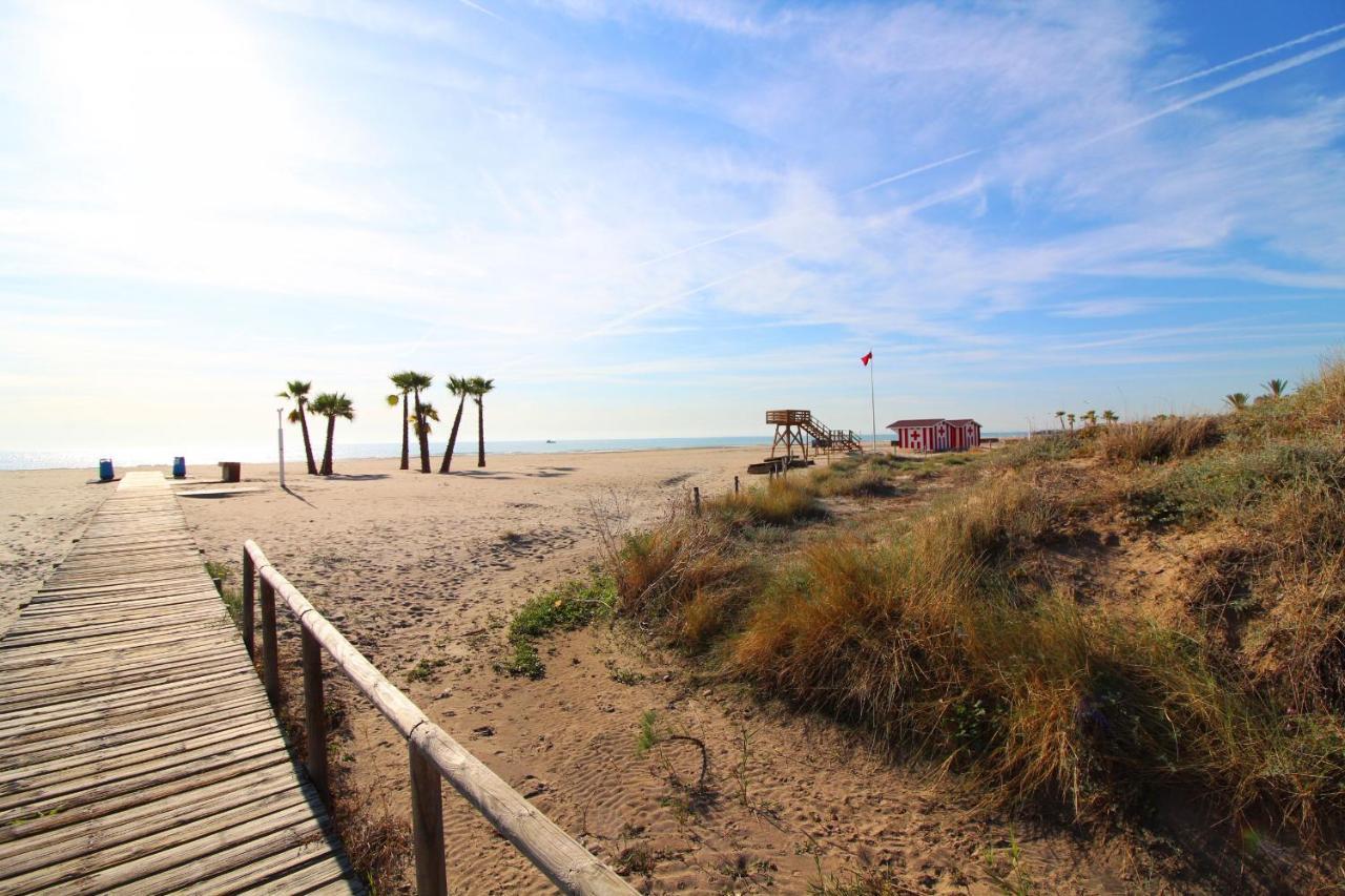 Apartamento Global Properties, Con Terraza Y Vistas A La Piscina En Gran Canet *