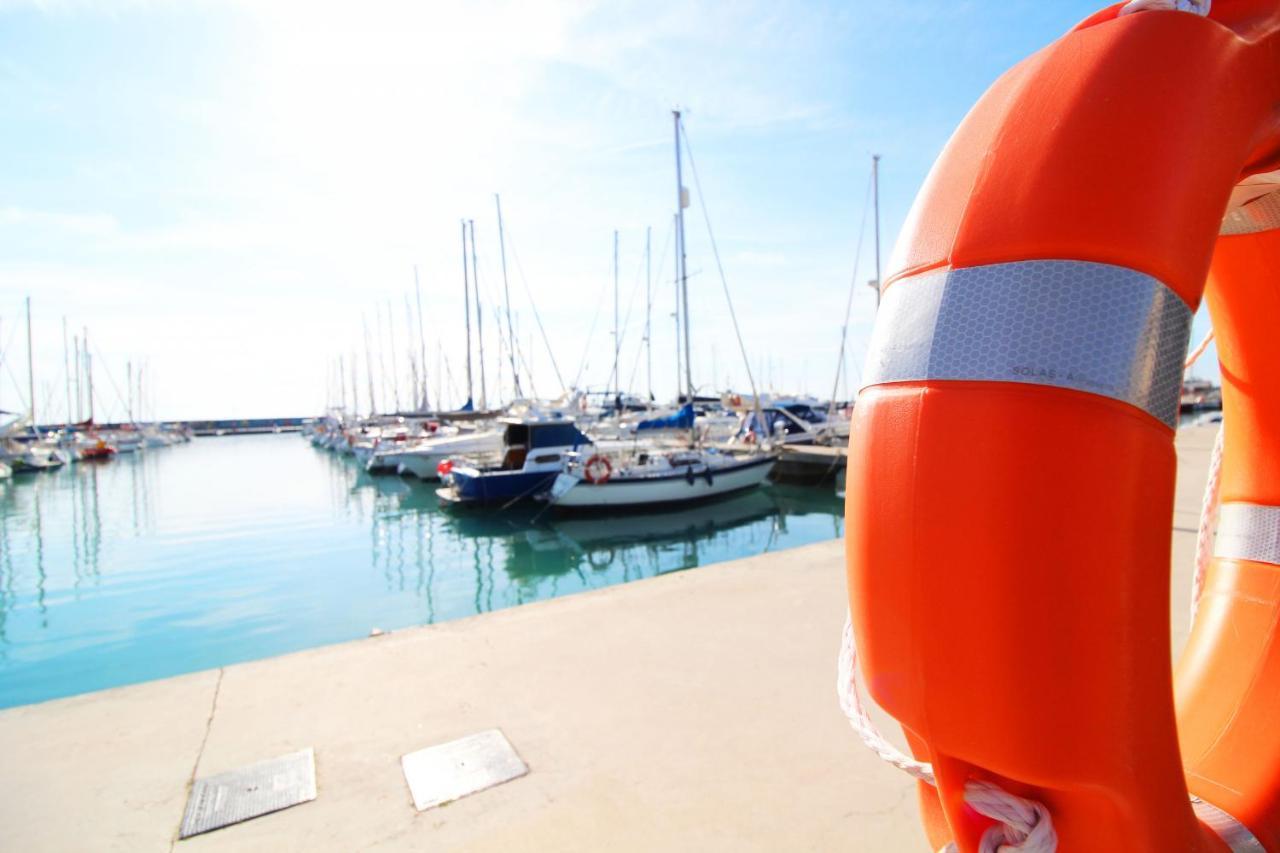 Apartamento Global Properties, Con Terraza Y Vistas A La Piscina En Gran Canet