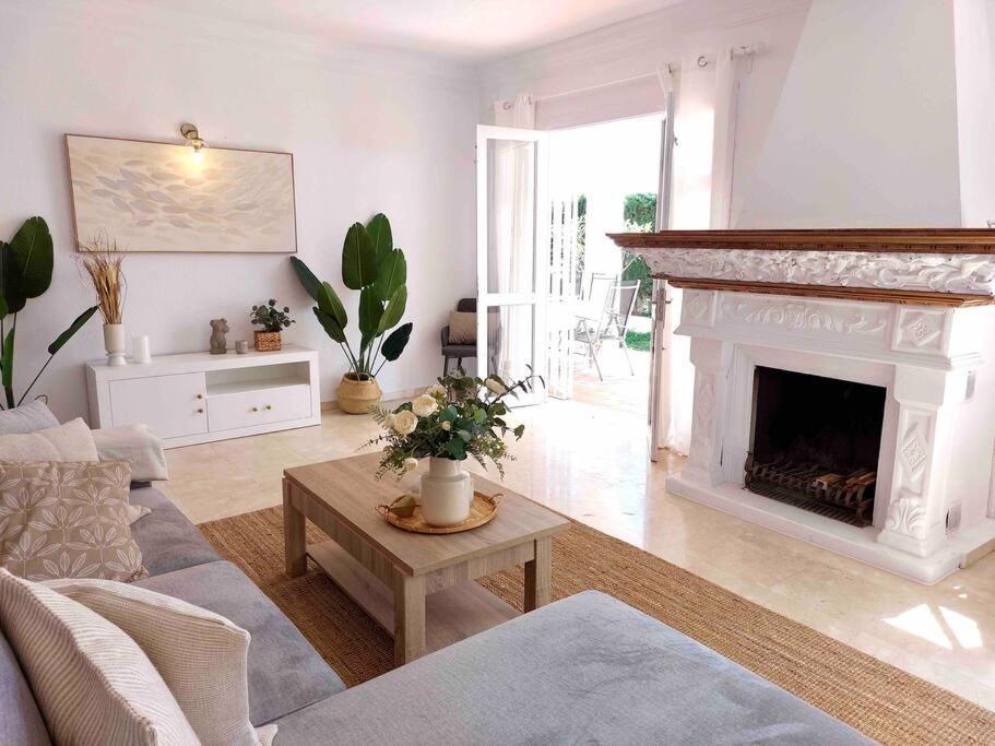 Caleta Beach House Beatriz Sinese Design