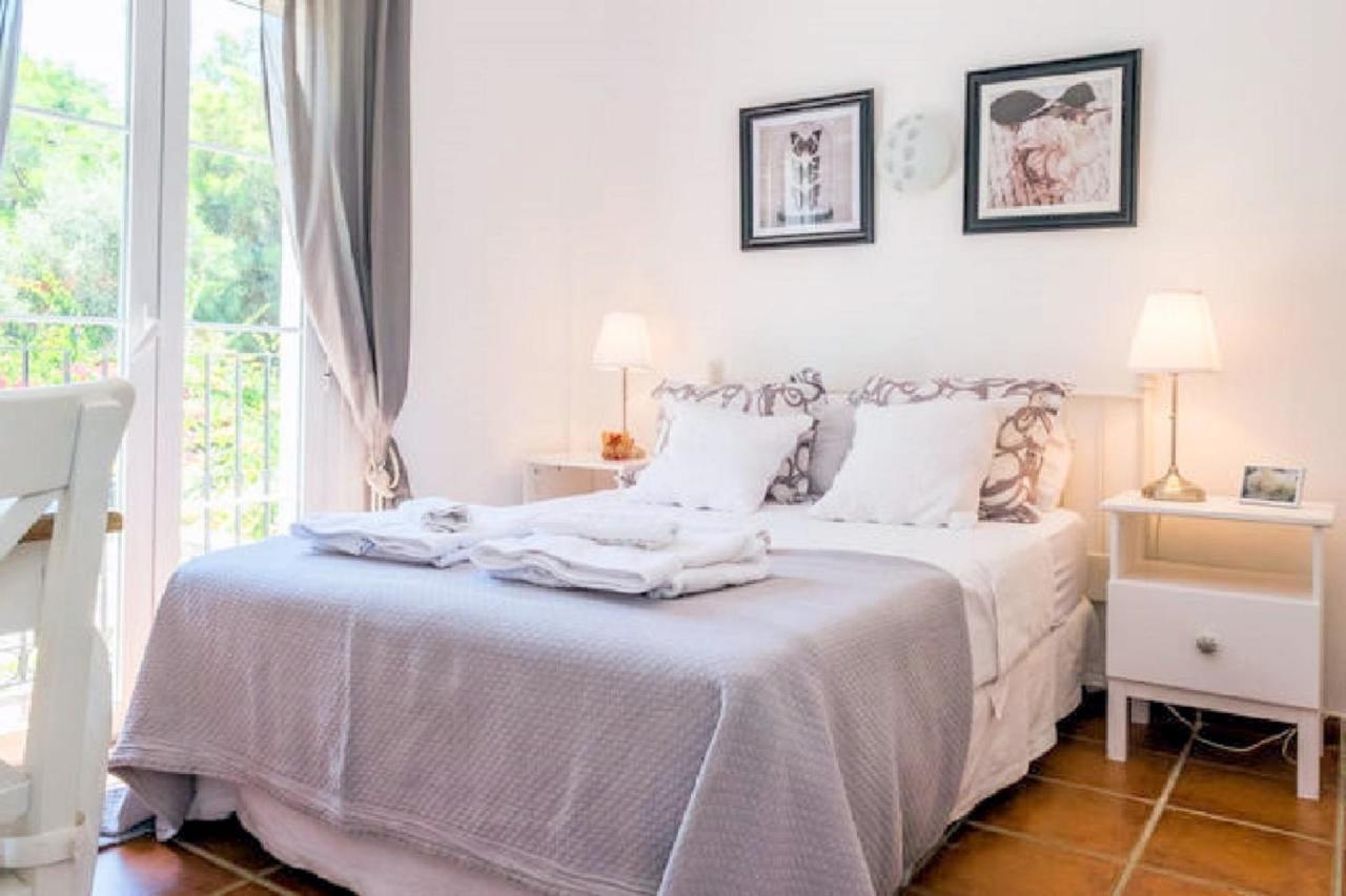 At In Malaga & Solo Travellers Bed & Breakfast