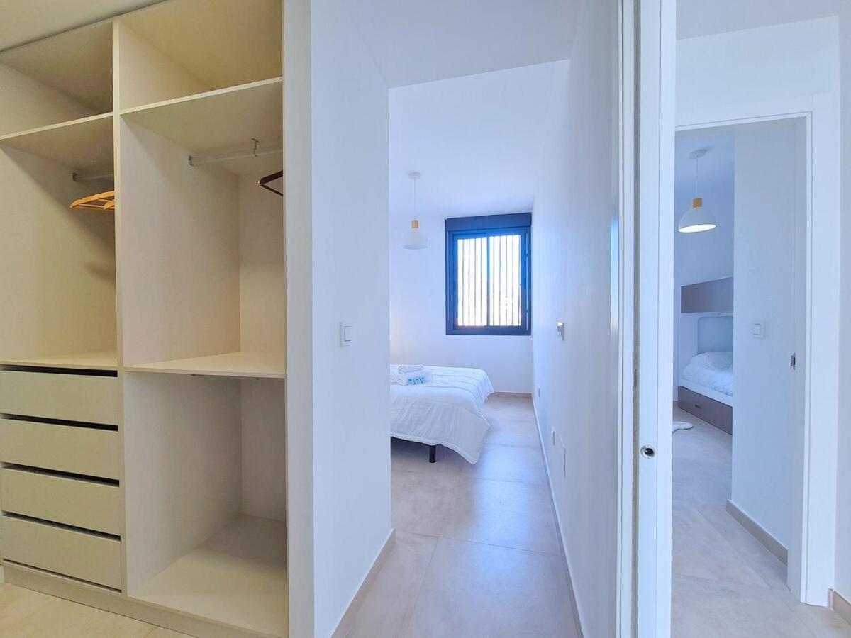 Luxury Apartment *