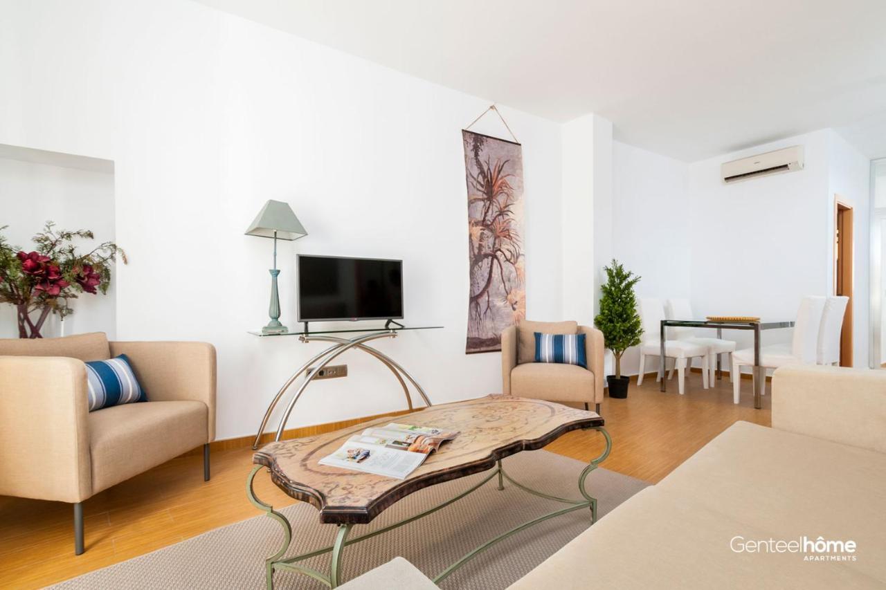 Apartment Genteel Arfe Terrace Seville