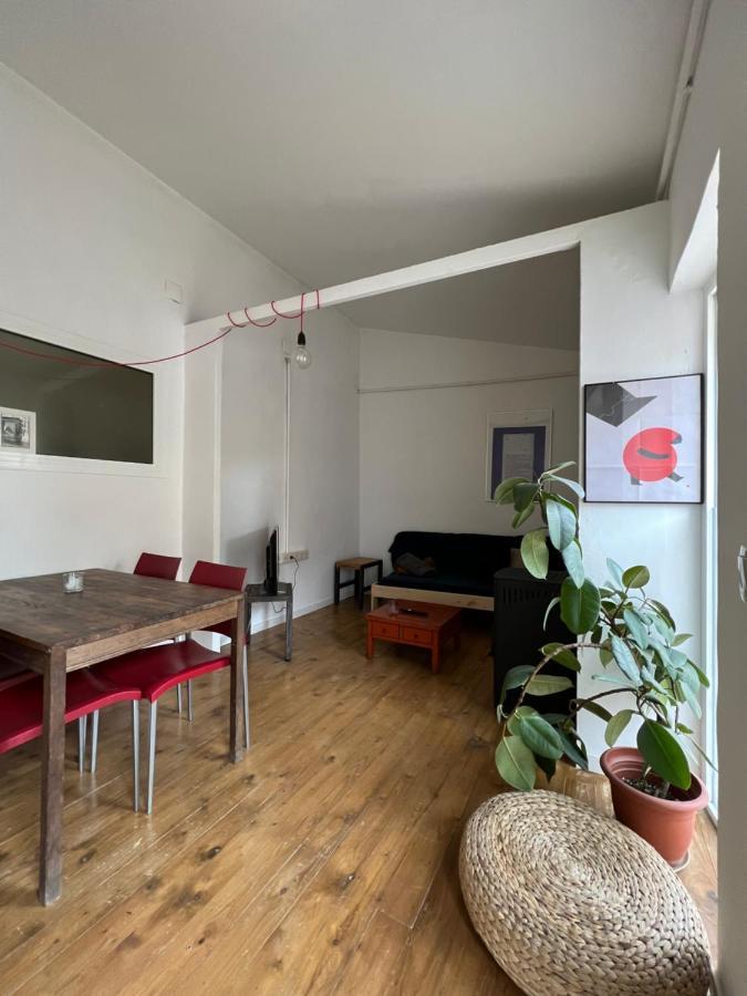 Apartment Alojamiento Con Encanto En Planta Superior Ideal Para Trabajo Y Escapadas Familiares En Montserrat
