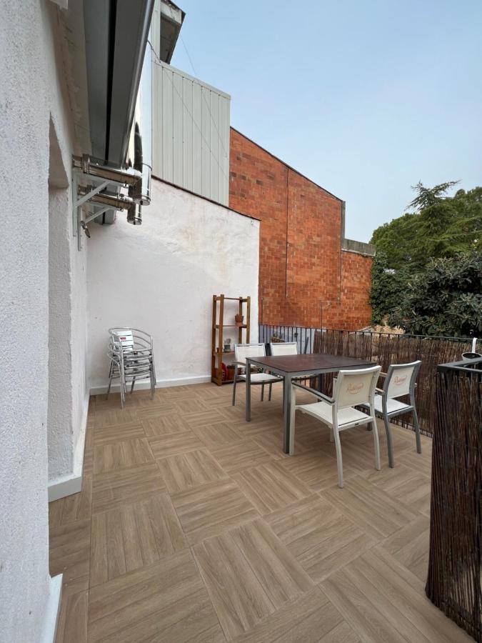 Alojamiento Con Encanto En Planta Superior Ideal Para Trabajo Y Escapadas Familiares En Montserrat Apartment
