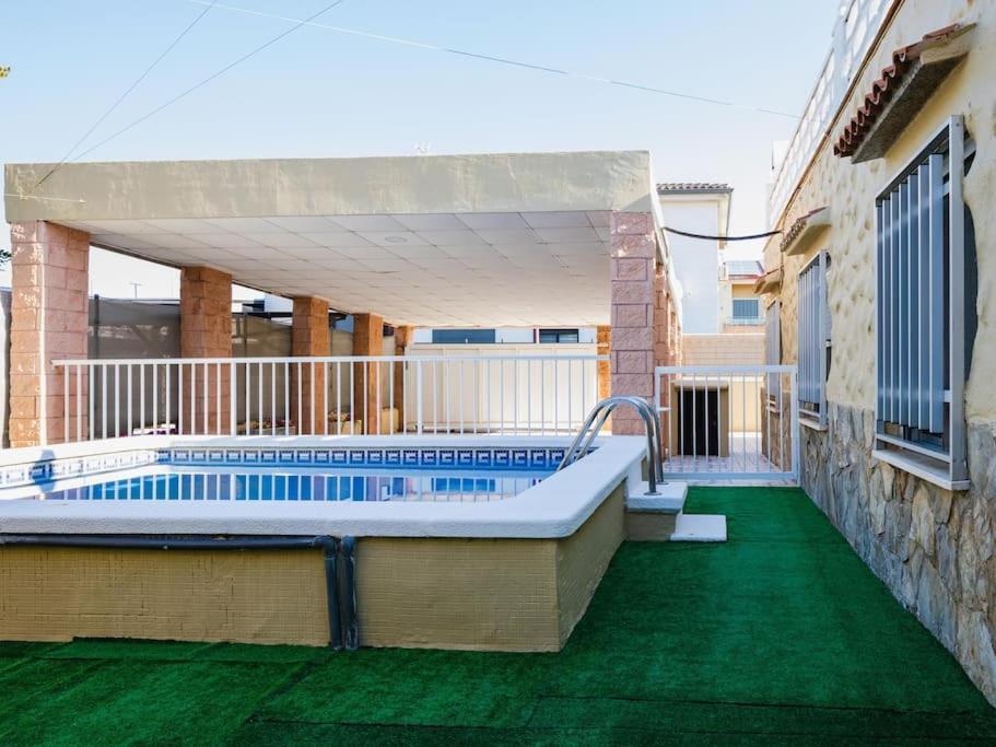 Casa Con Piscina A 5 Min De La Playa Сasa de vacaciones
