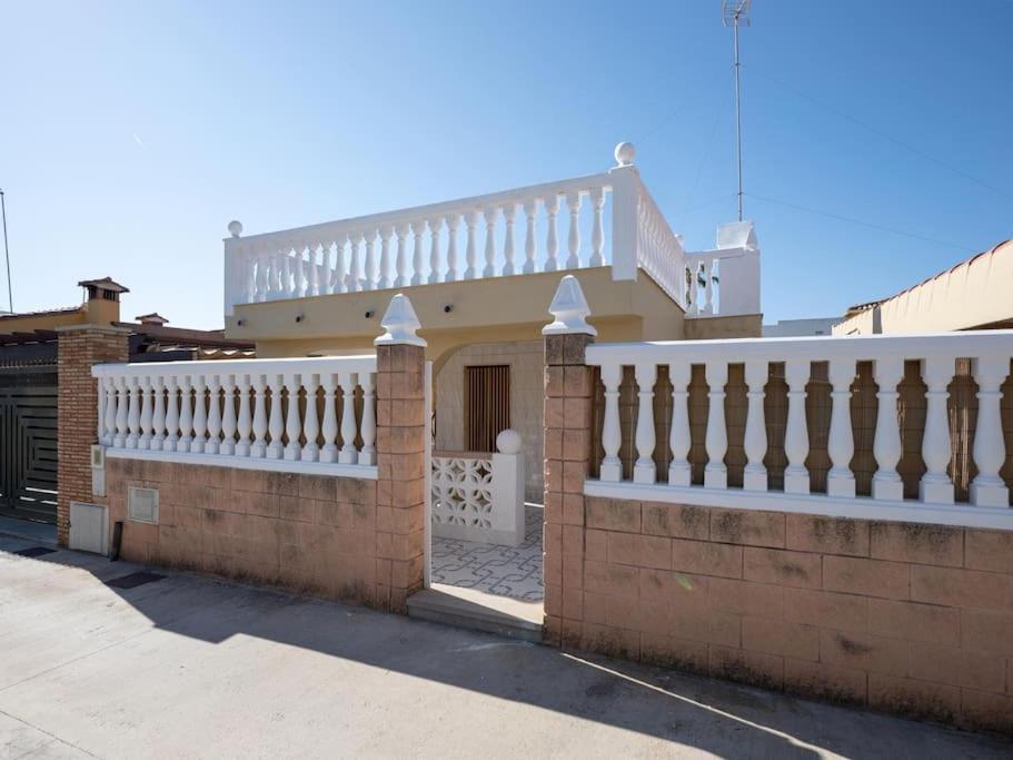 Сasa de vacaciones Casa Con Piscina A 5 Min De La Playa
