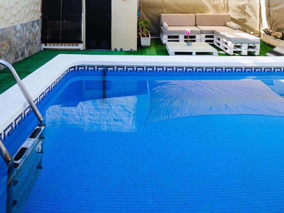 Сasa de vacaciones Casa Con Piscina A 5 Min De La Playa Burriana