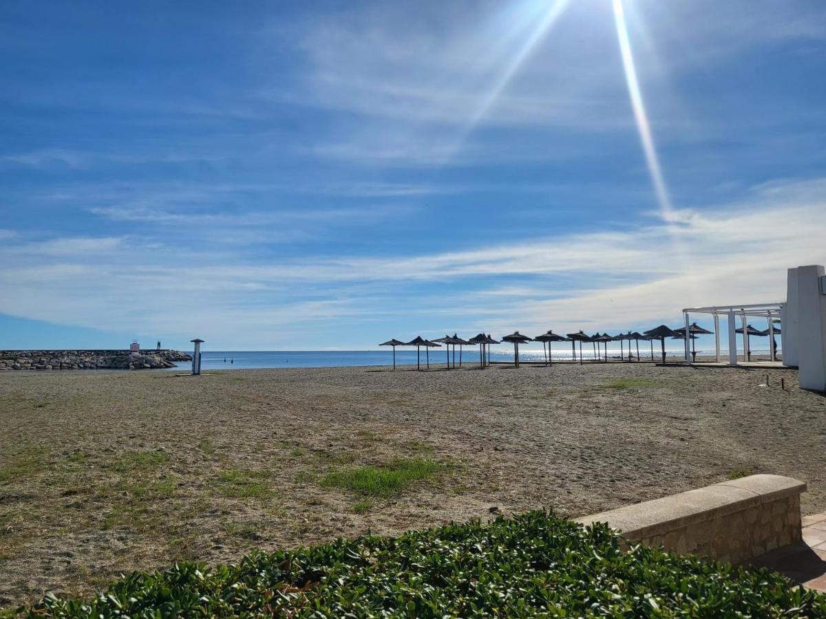 Luxury 4 Bed Townhouse Duquesa With Breathtaking Views Close To Port And Apartamento Manilva