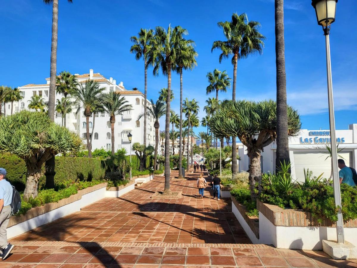 Luxury 4 Bed Townhouse Duquesa With Breathtaking Views Close To Port And * Manilva