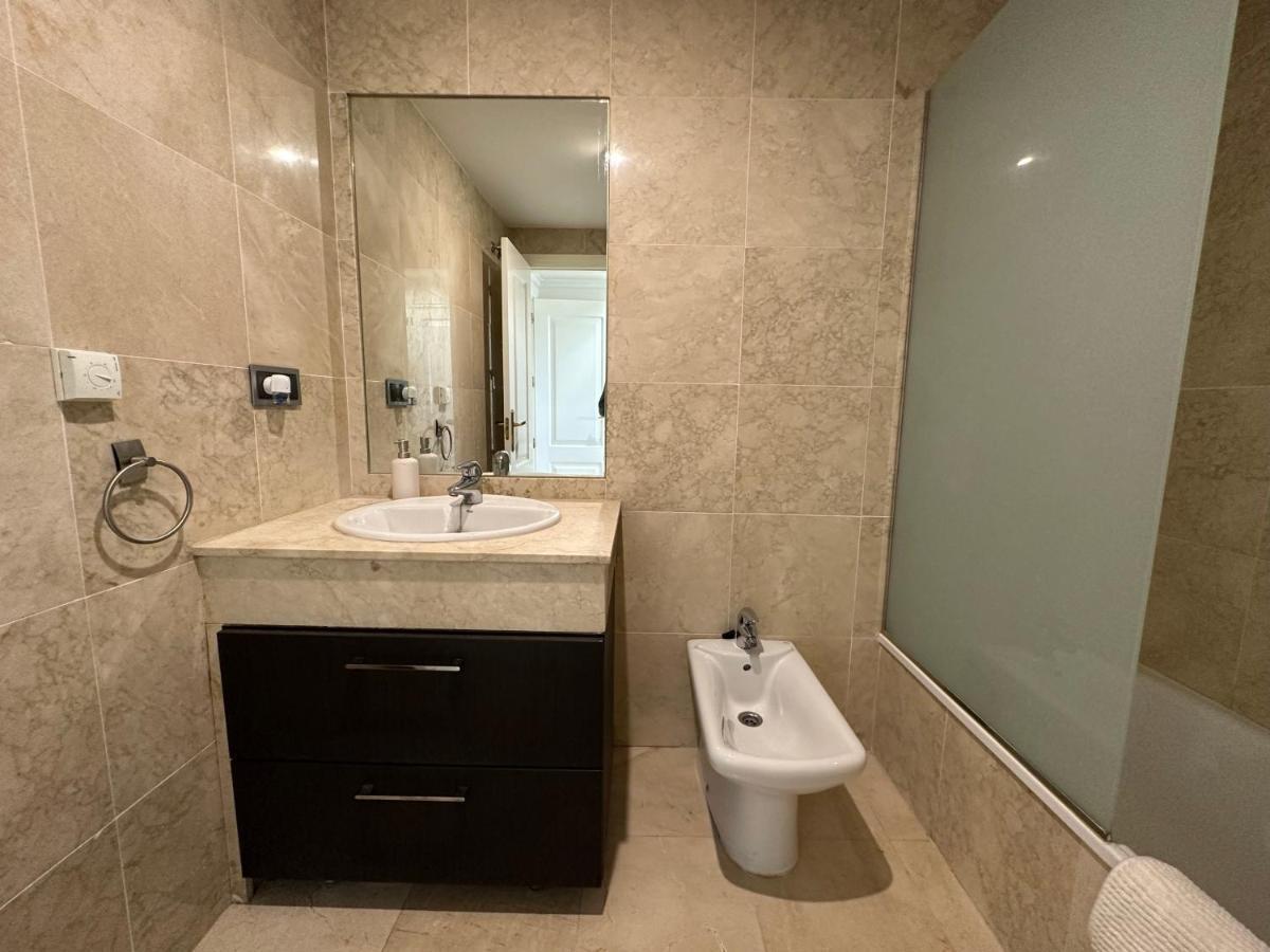 Apartment Moderno Con Preciosas Vistas Al Mar En Urbanizacion Con Piscina - Rio Real 11 2g *