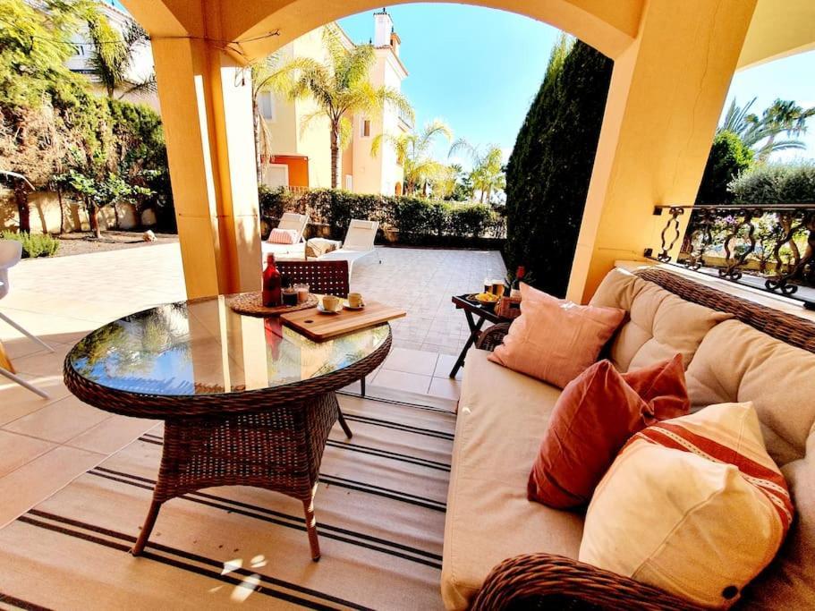 Ptbja Amelia Altaona Golf Apartment