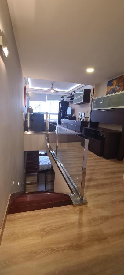 Duplex Centrico Con Vistas Al Mar *