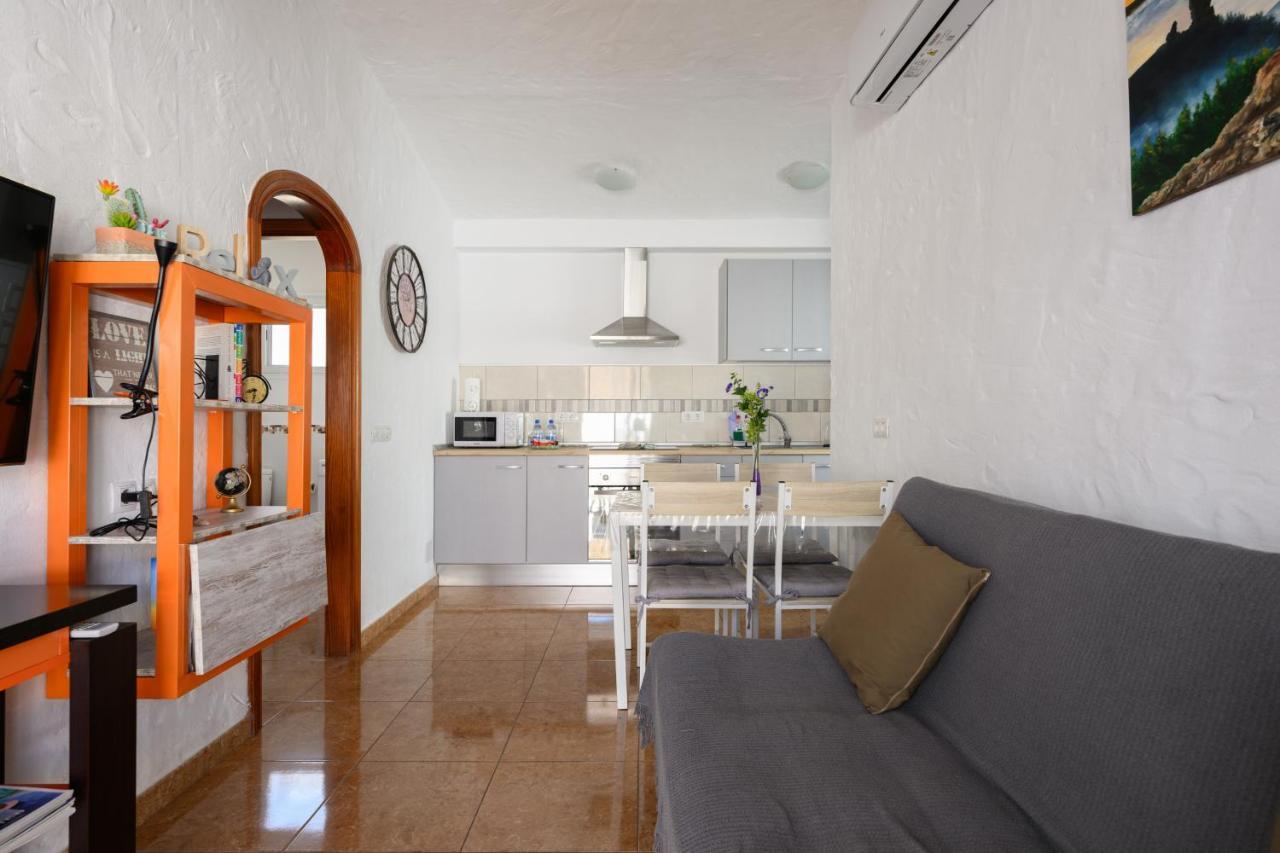 Private Chill-out Terrace - Pool San Bartolome de Tirajana (Gran Canaria)