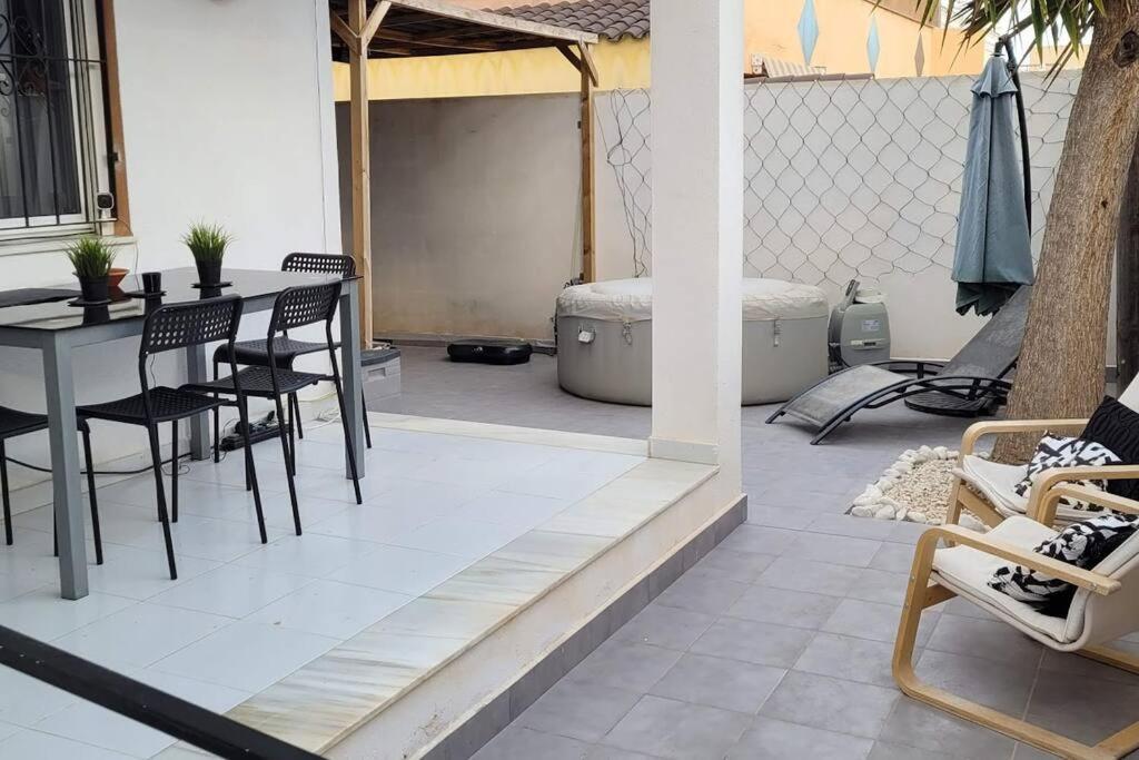 2 Bedroom House In Cabo Roig
