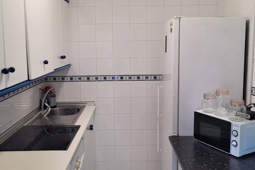 2 Bedroom House In Cabo Roig Holiday home Orihuela