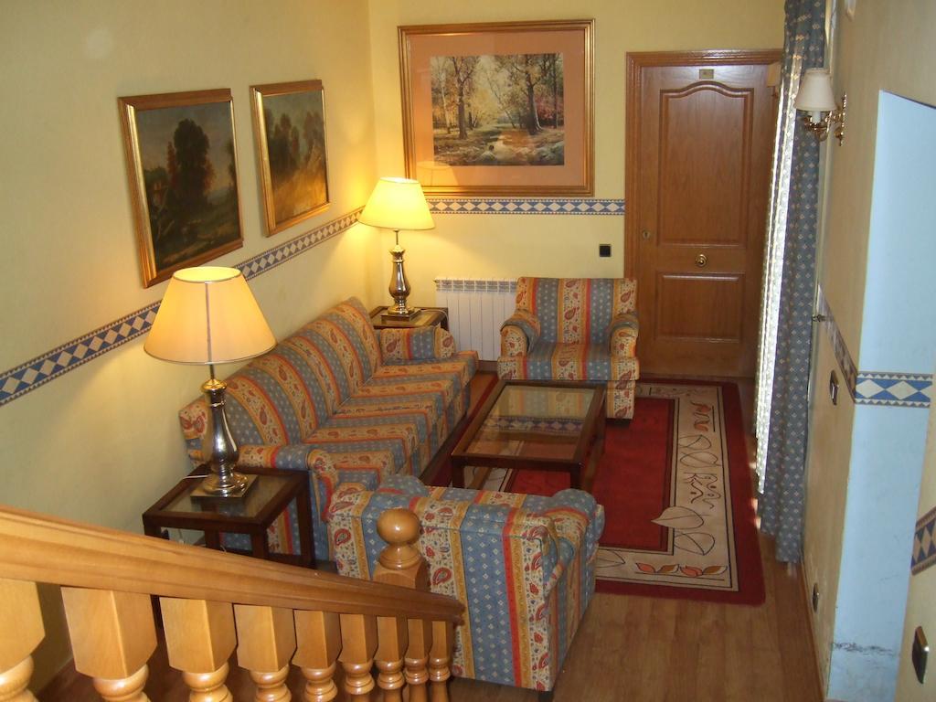 Hotel Las Acacias *