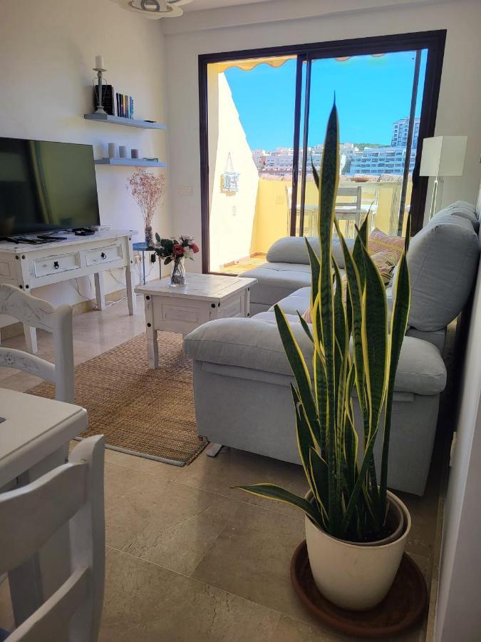Precioso Apartamento, Todo Equipado, Con Piscinas *
