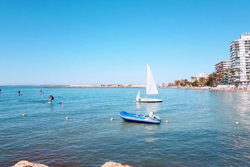 Bonita Casa Al Lado De La Playa En Santa Pola