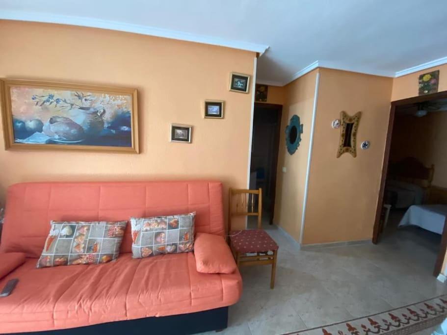 Apto Con Terraza Y 2 Dormitorios. 600 Megas Wifi. Apartment
