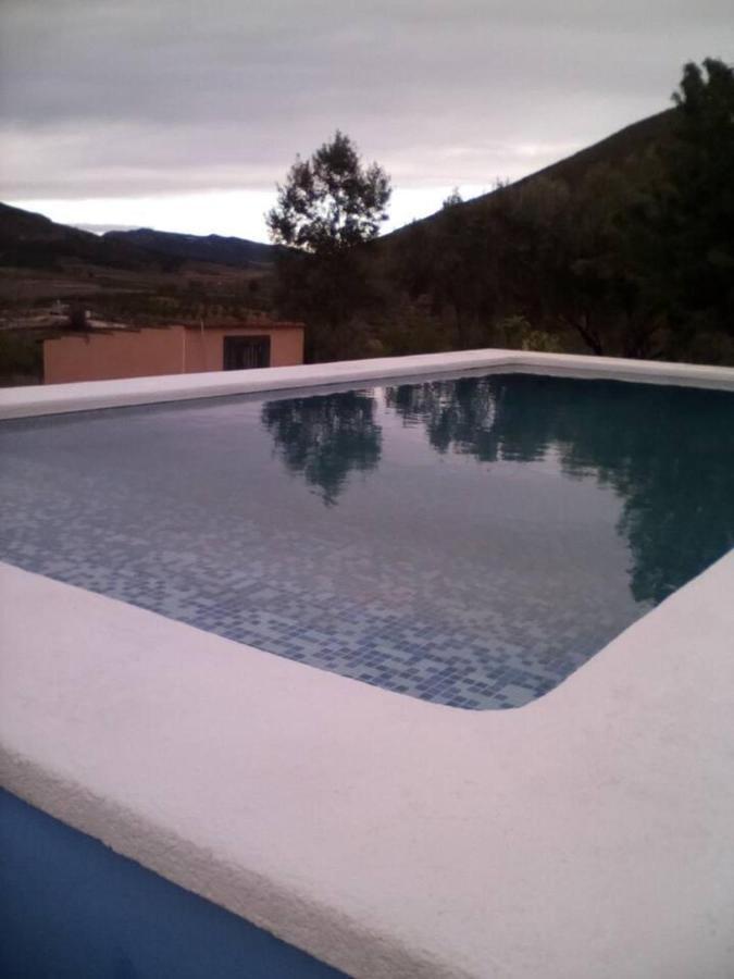 Traditional Spanish Cave House In Сasa de vacaciones Alguena