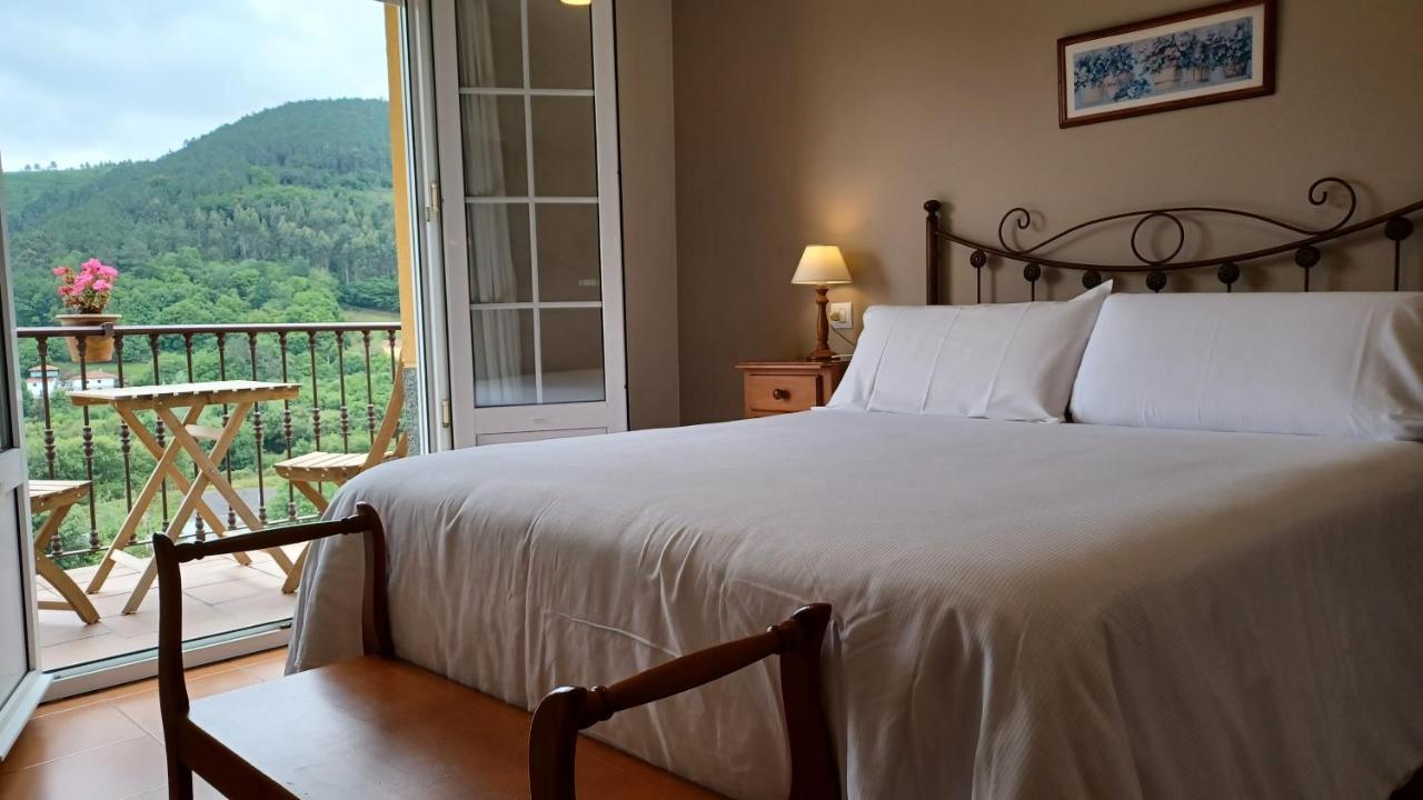 Apartamentos El Otero De Cudillero Holiday home Soto de Luina